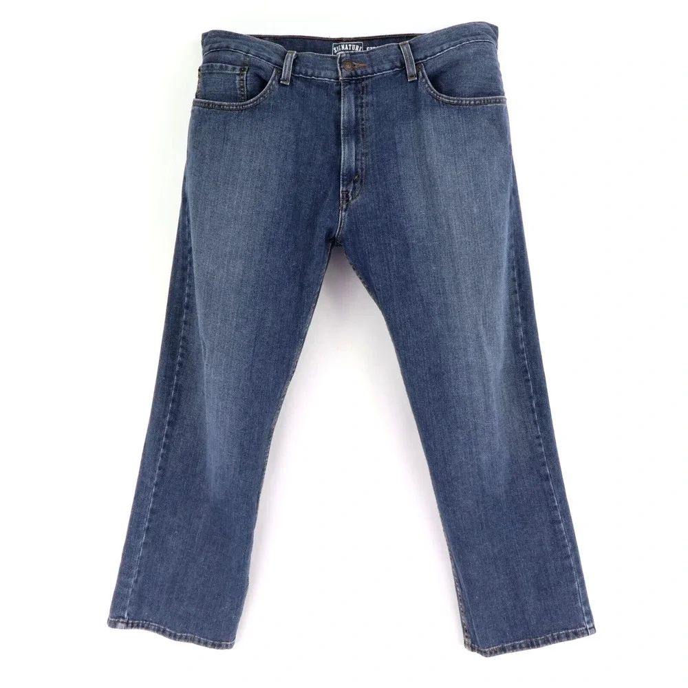 Signature Levi Strauss & Co. Jeans Straight Leg Mens Size 38x30 Blue 100% Cotton