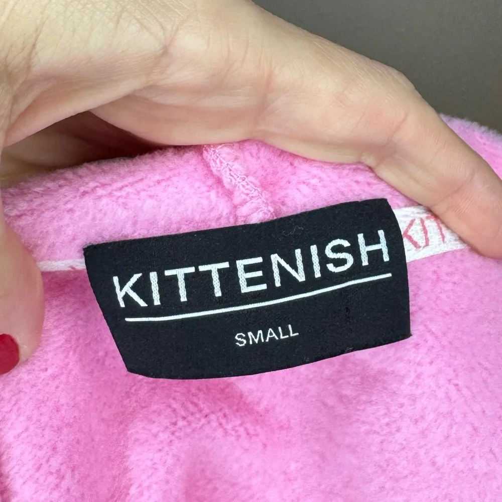 Kittenish by jessie