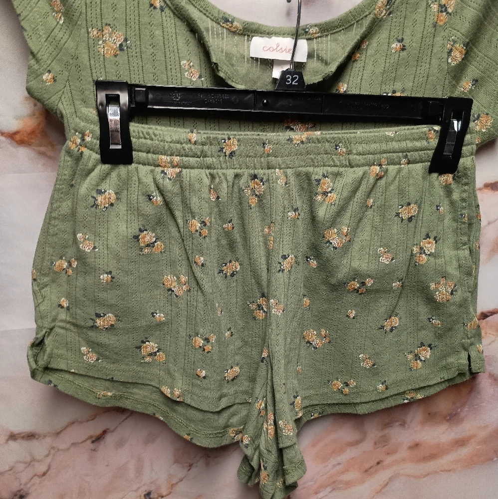 Colsie 💚 2pc