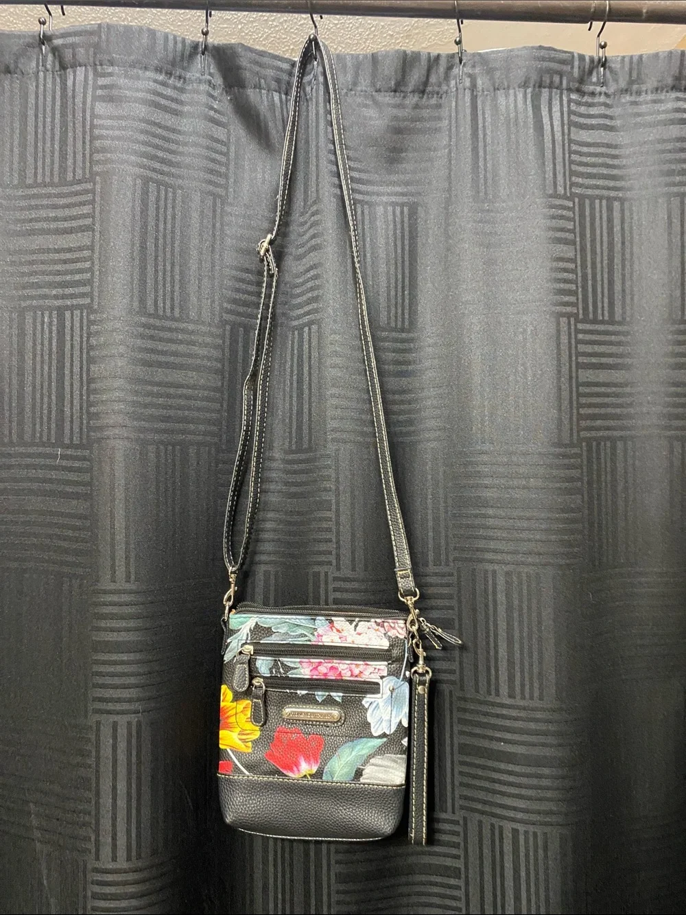 Stone Mountain Accessories pretty tropical