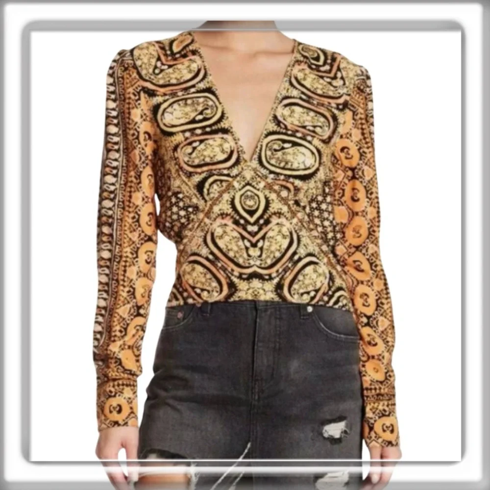Free People Wild & Free Long Sleeve Print Crop Top V-Neck Boho Size Small