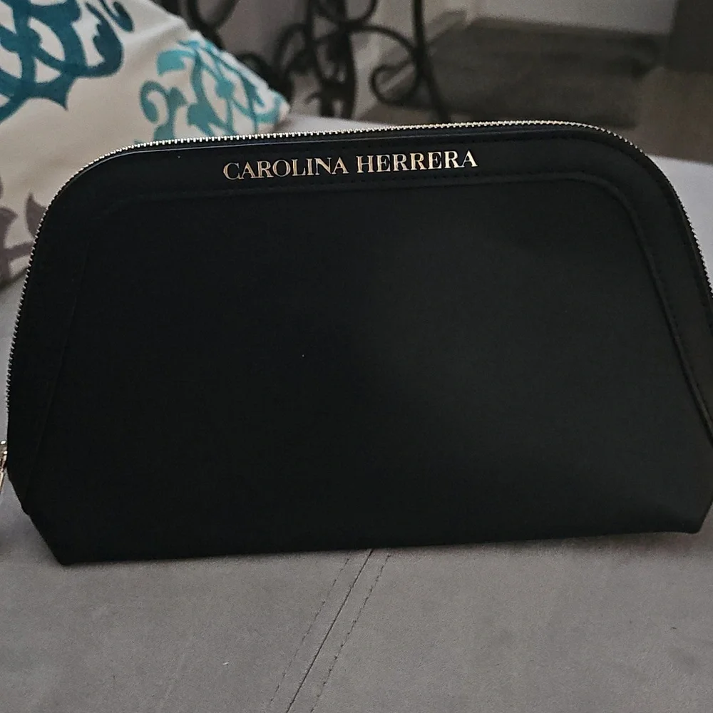 Carolina Herrera elegant black
