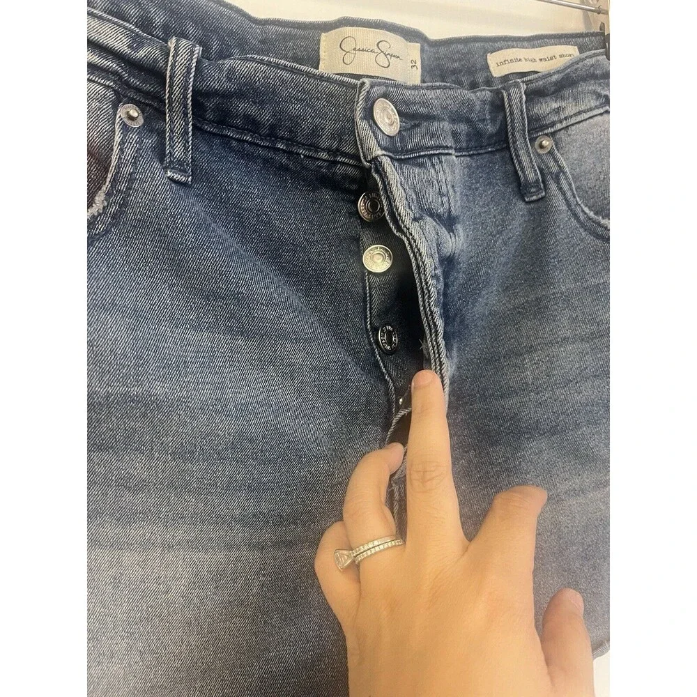 Jessica Simpson Infinite High-Waist Cut Off Jean Shorts - Size 32 Knit‎ Patch