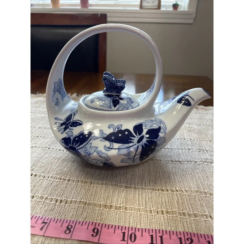 Pier 1 this porcelain