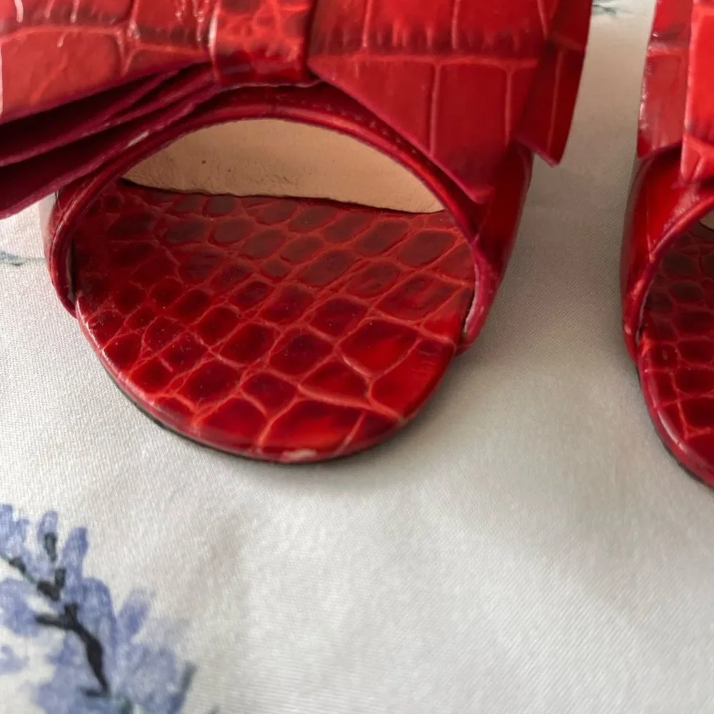 Stuart Weitzman lightly used