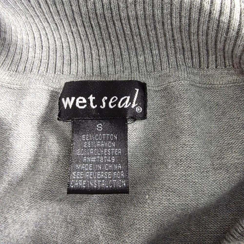 Wet Seal cowl outings