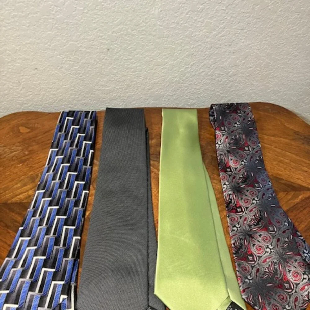 Lot of Four‎ Ties