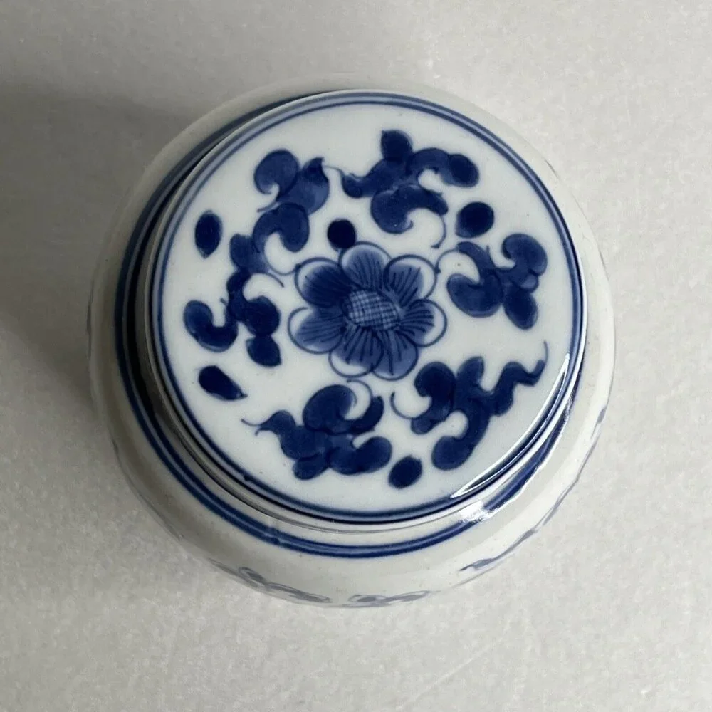 Chinese Blue&White Flower Arabesque Muffle‎ painting TEA CADDY