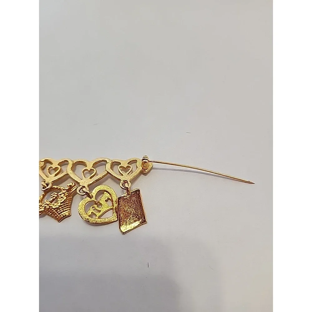 The Unbranded Brand mother pin