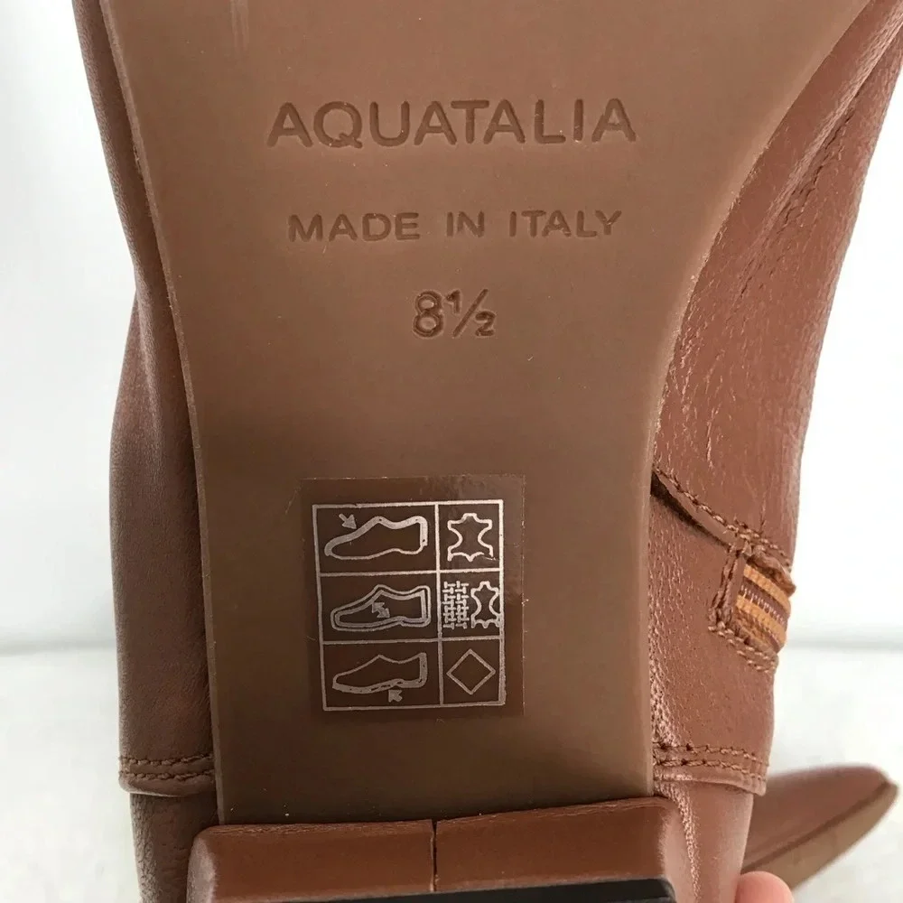 Aquatalia nwot selina