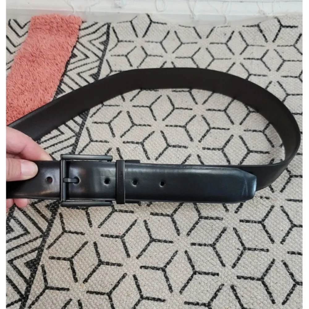 Calvin Klein excellent pre