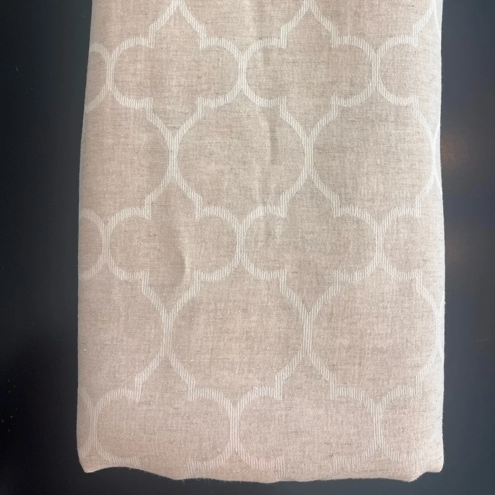 Tahari $10 machine