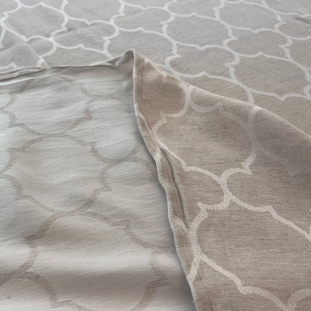 Tahari tablecloth banquet