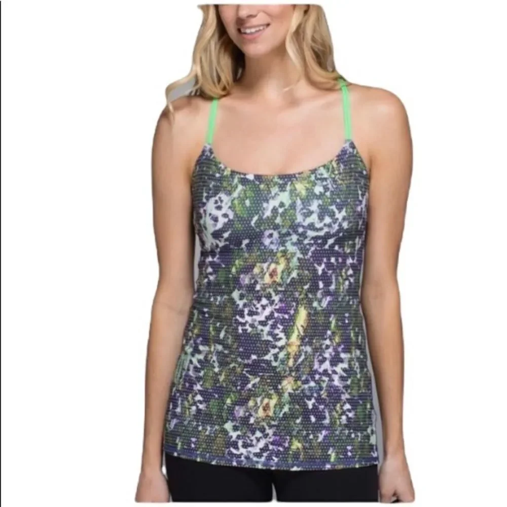 Lululemon Floral Sport White Multi/Pistachio Dancing‎ Warrior Activewear Top 8