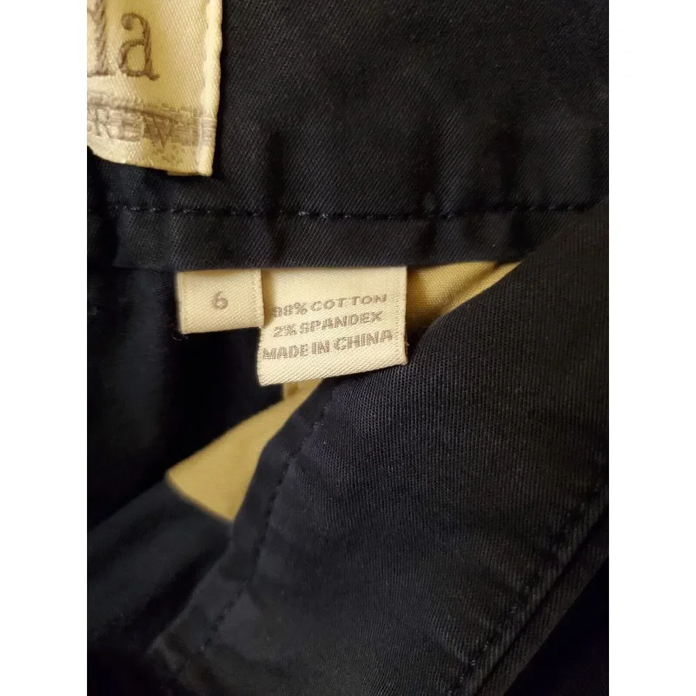 J.Crew Women's Size 6 Button-up Navy Blue Bermuda Shorts Belt‎ Loops Pockets