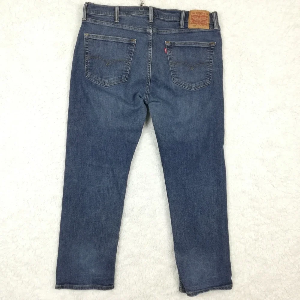 Levis levi mens