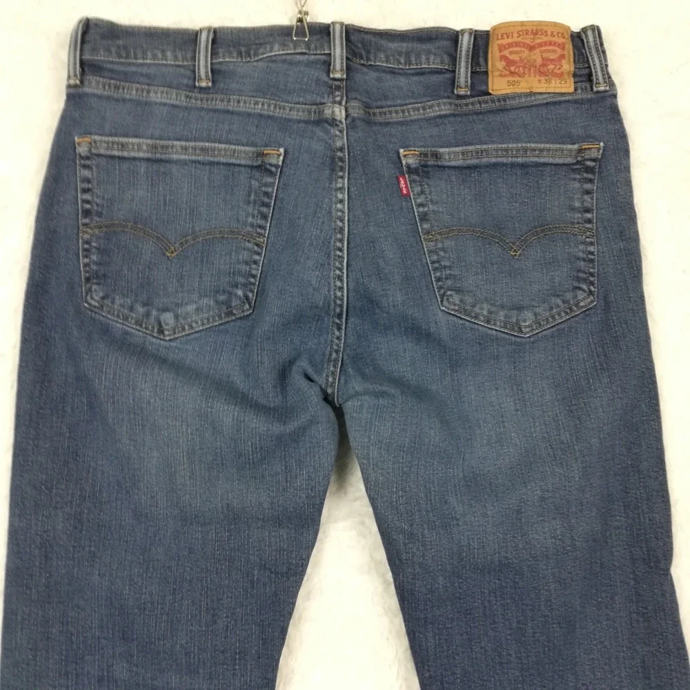 Levis levi mens