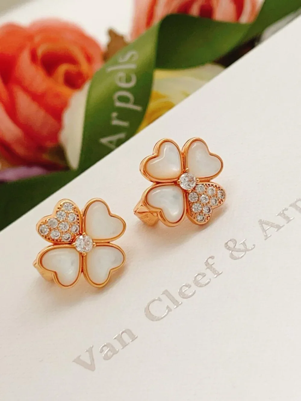 Excellent Used Condition Van Cleef & Arpels ​Earrings