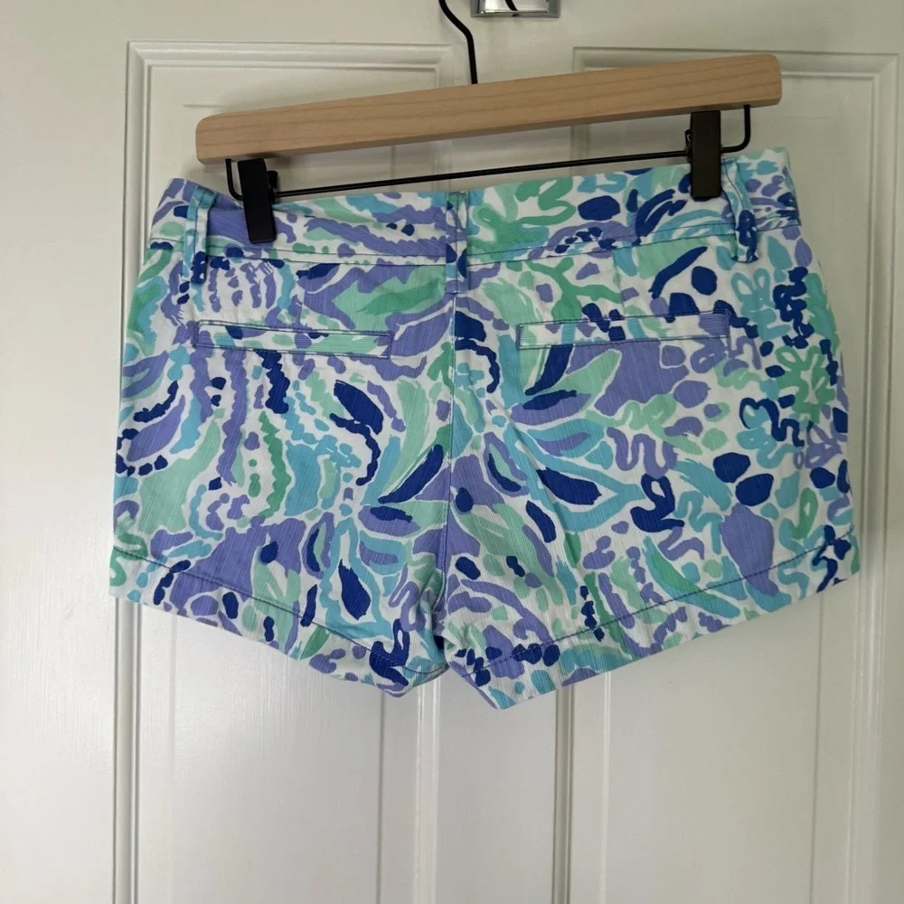 Lilly Pulitzer step into