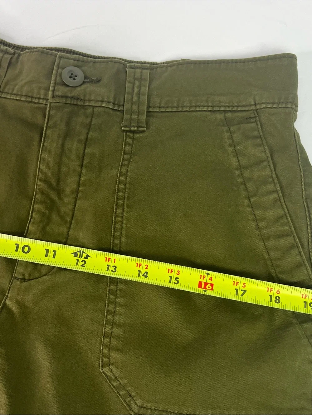 Old Navy Women’s Casual Shorts Sz Medium Lot/2 Green/Black Pockets Back Elastic