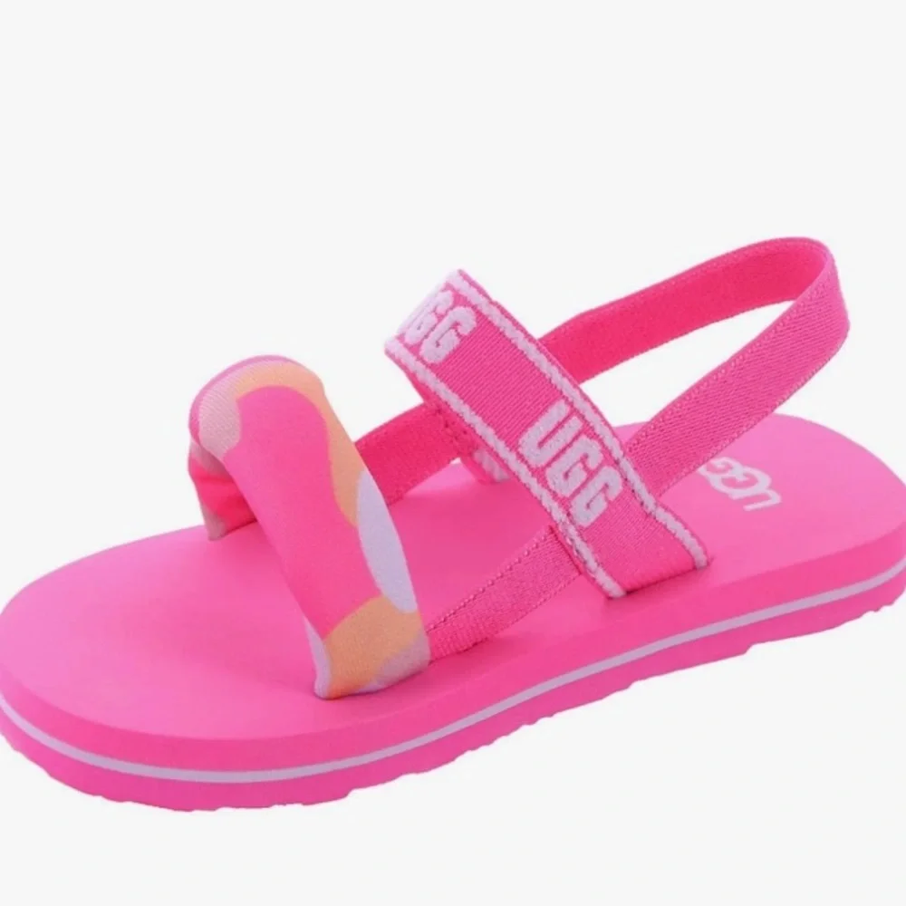 UGG kids zuma