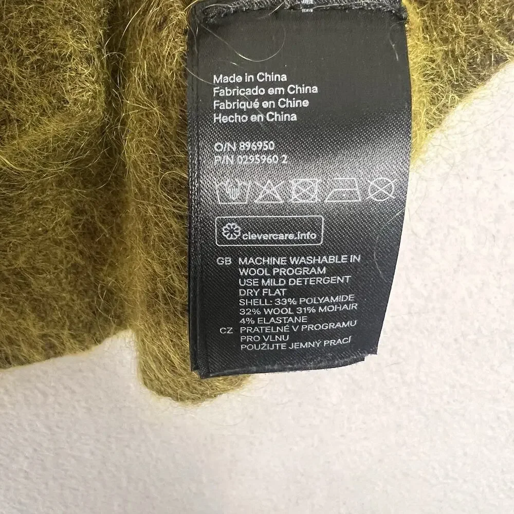 H&M this space