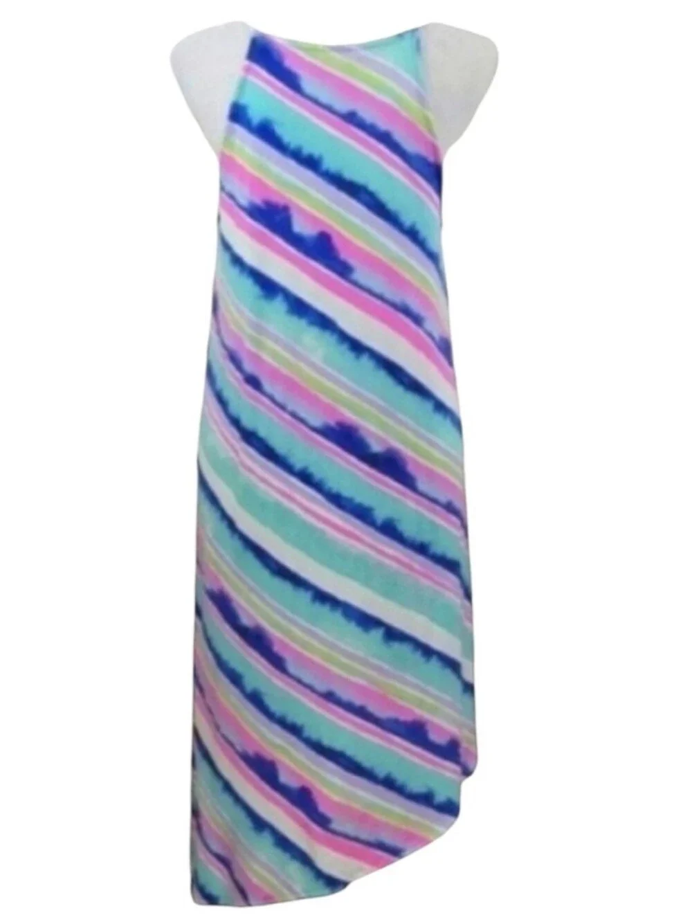 Lilly Pulitzer measures vibrant
