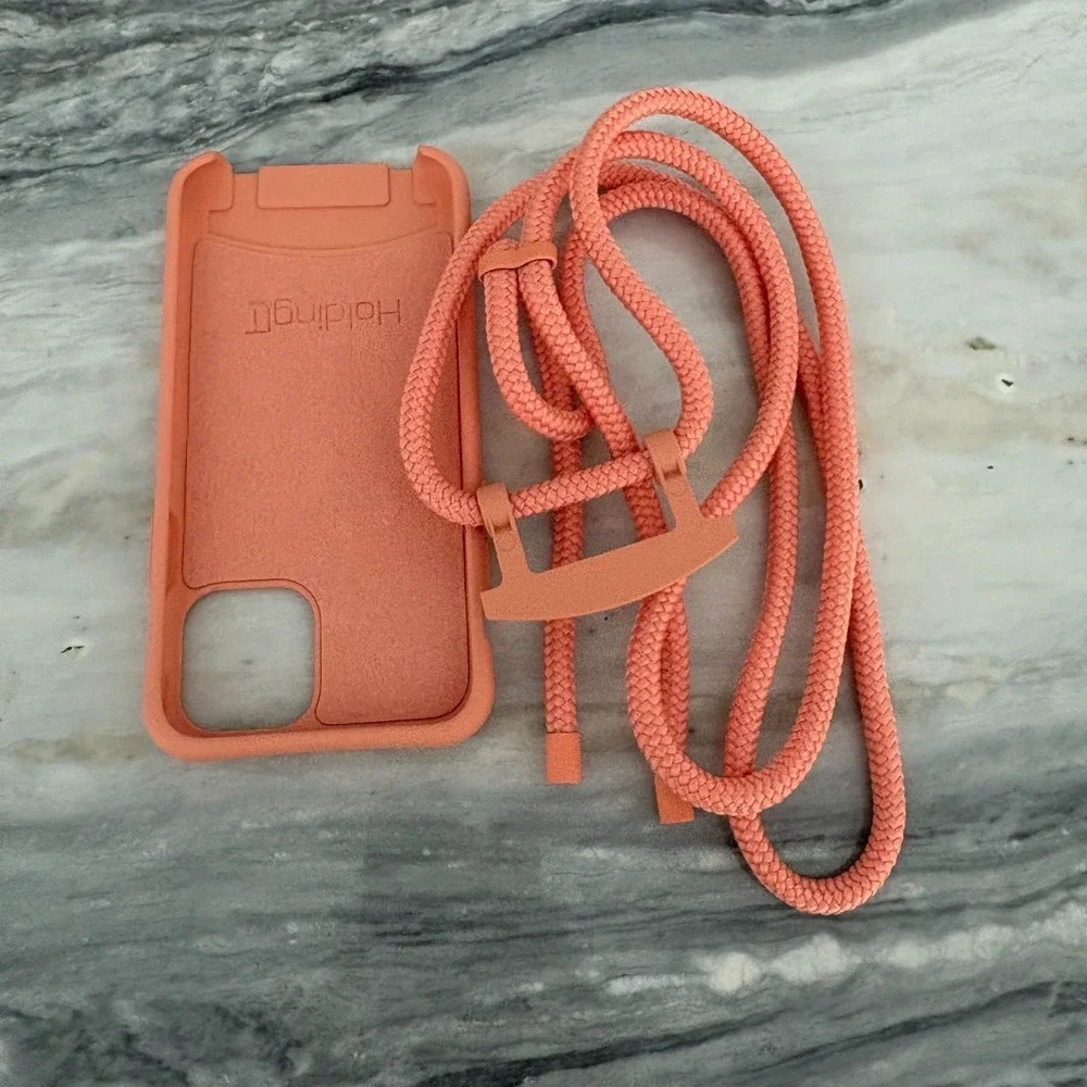HoldingIT nwt iphone
