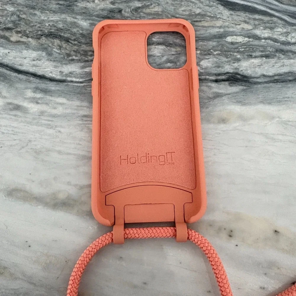 HoldingIT nwt iphone
