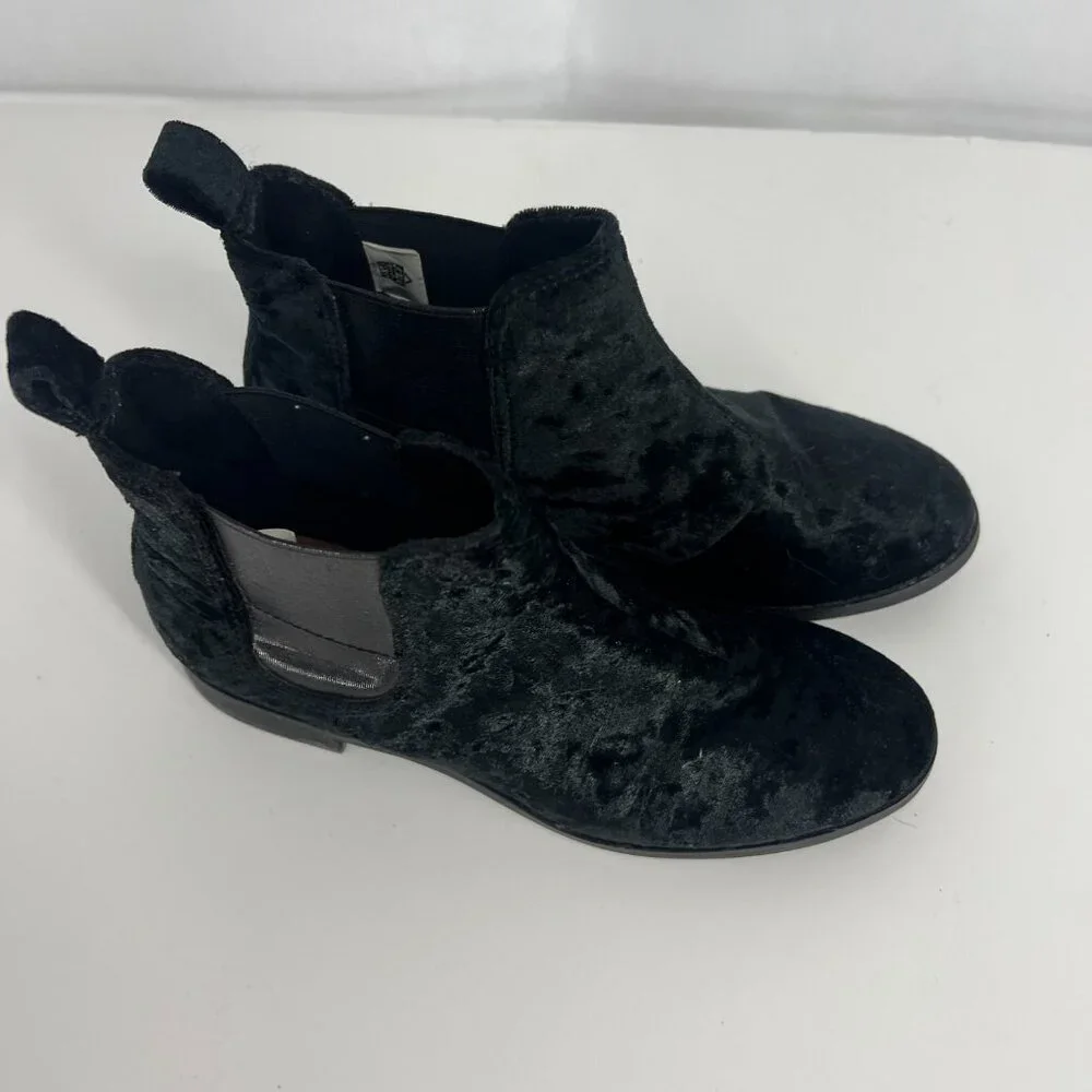 Toms ella black