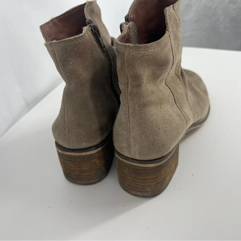 Seychelles Tan Ankle Booties with Block Heel