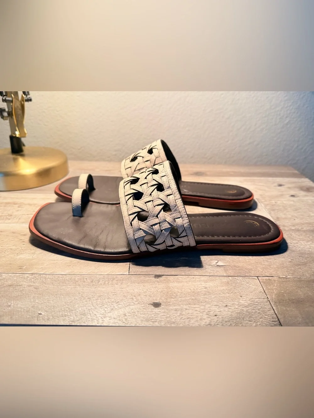 Tory Burch very lightweight