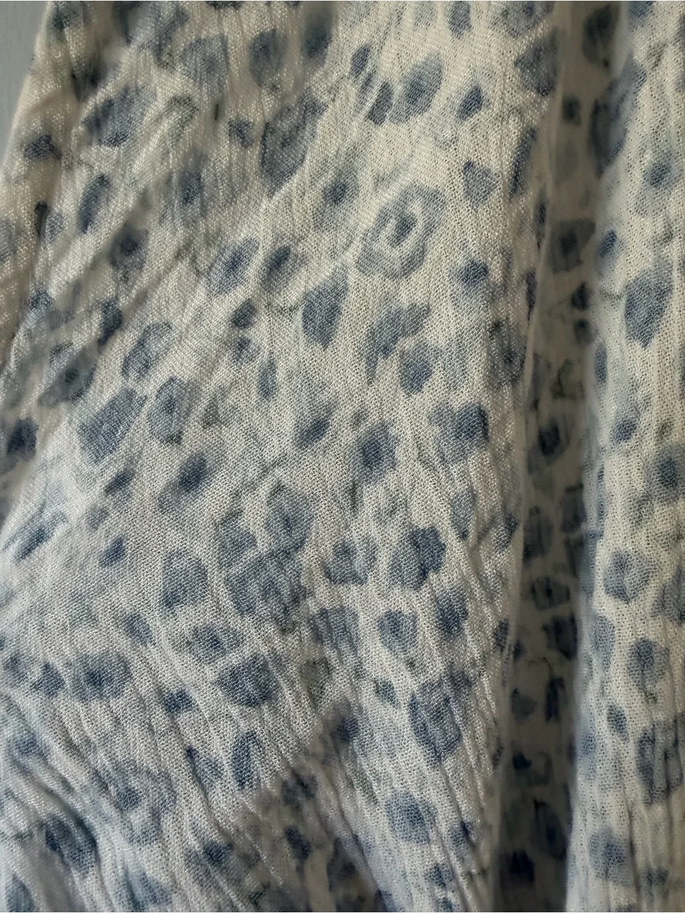 Abercrombie & Fitch soft light