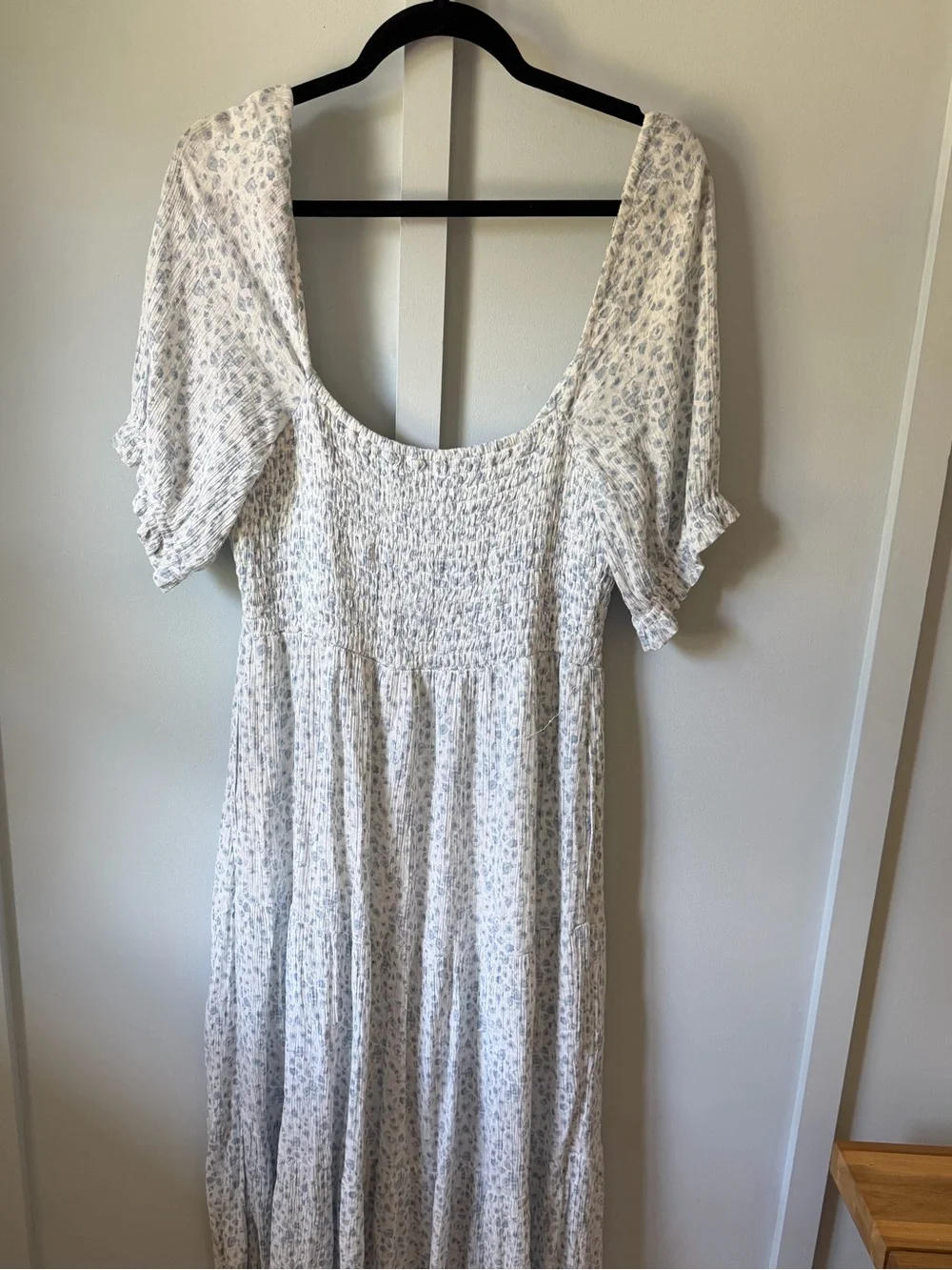 Abercrombie & Fitch soft light