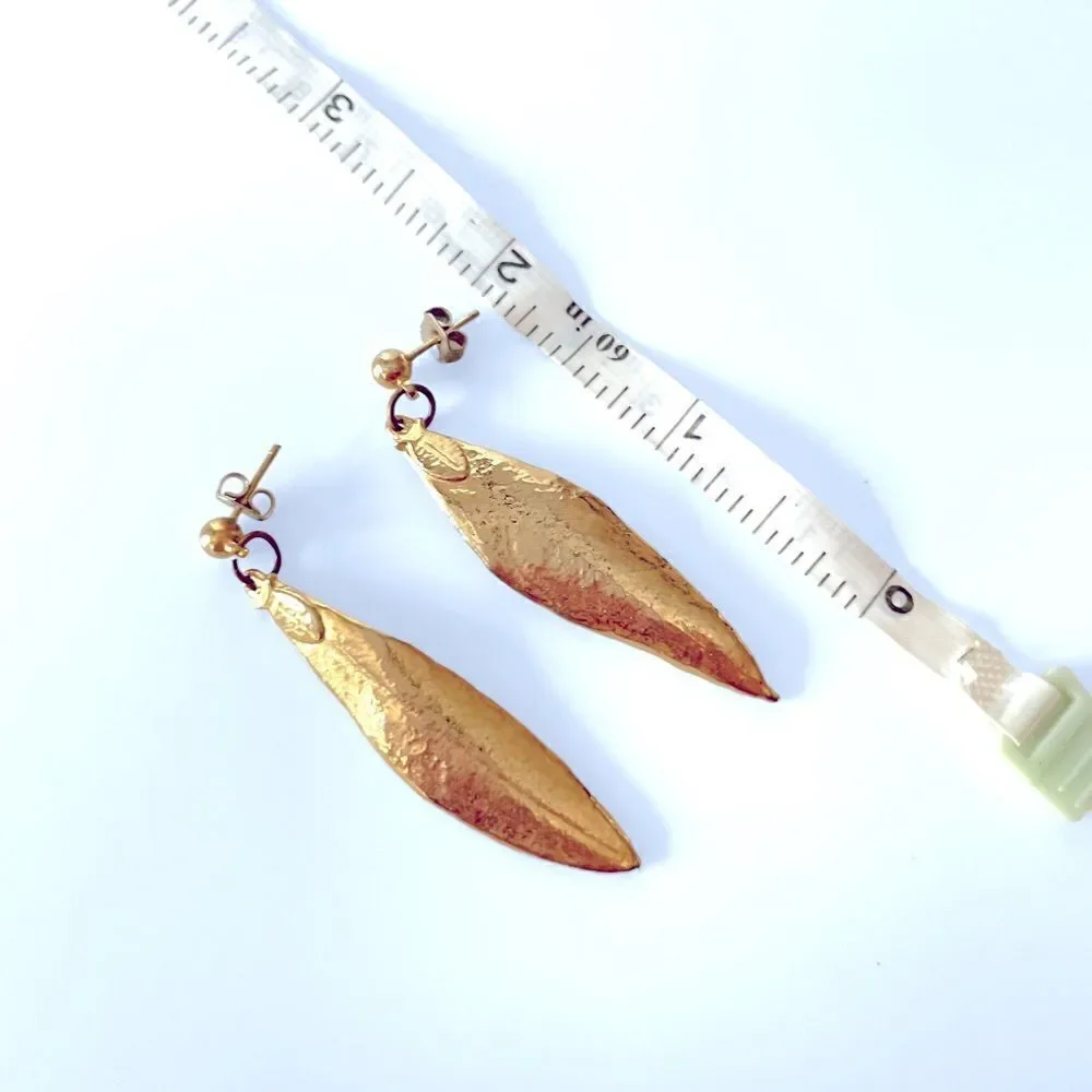N/A gold tone