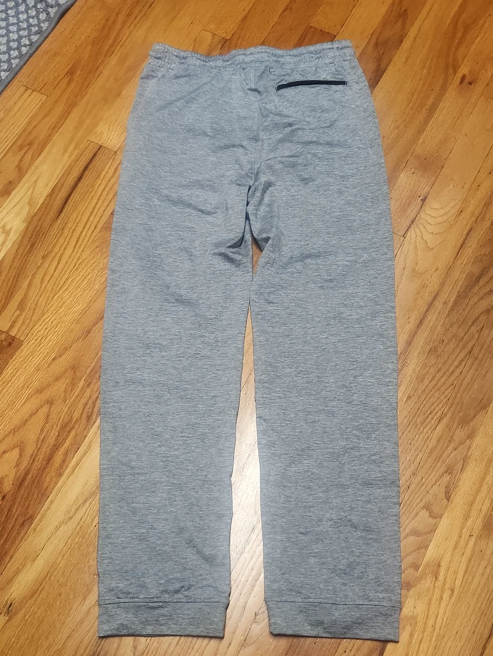Runway soft gray