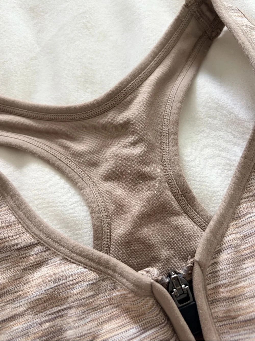 Avta zipper sport