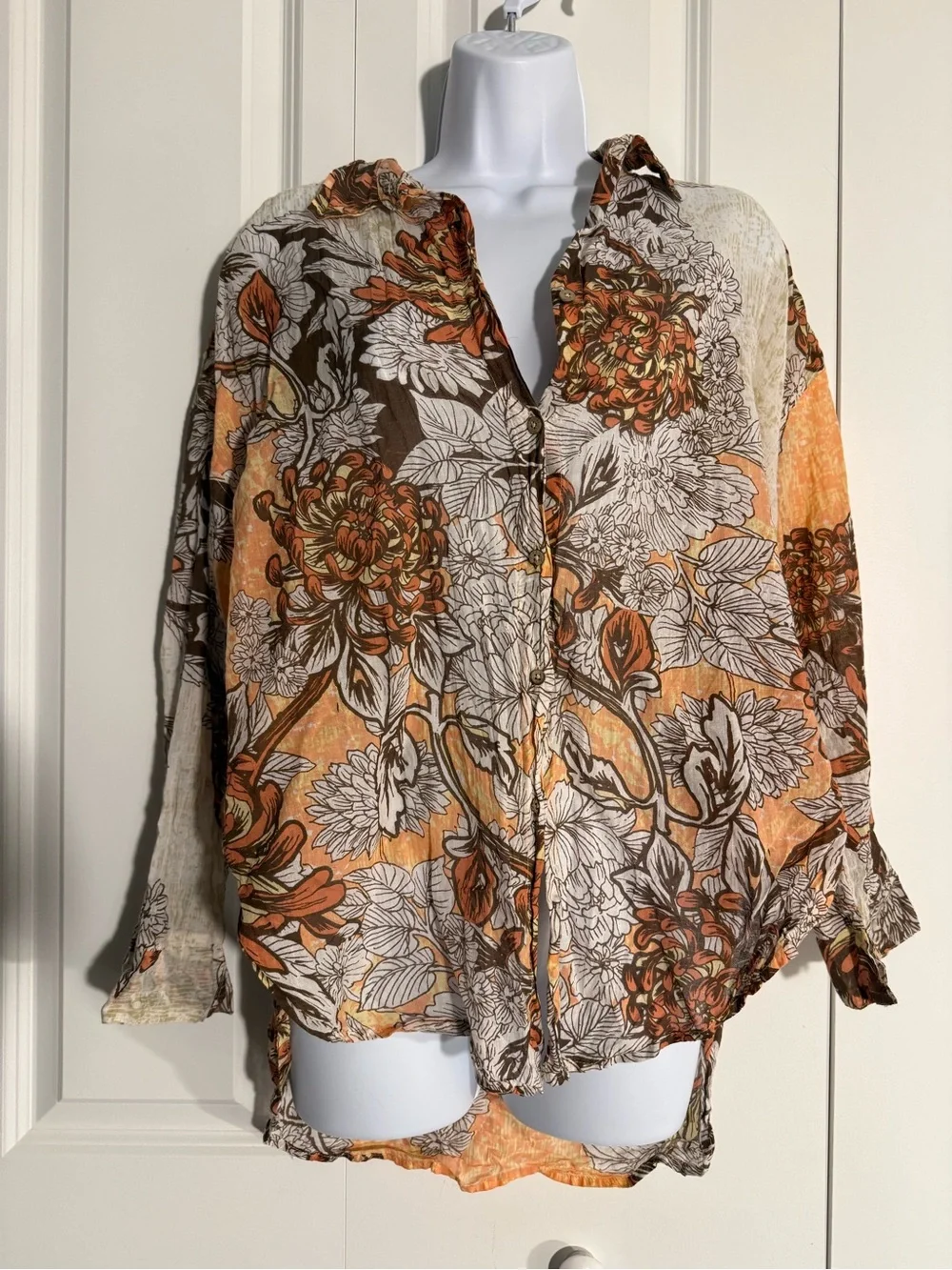 Free People lightweight button