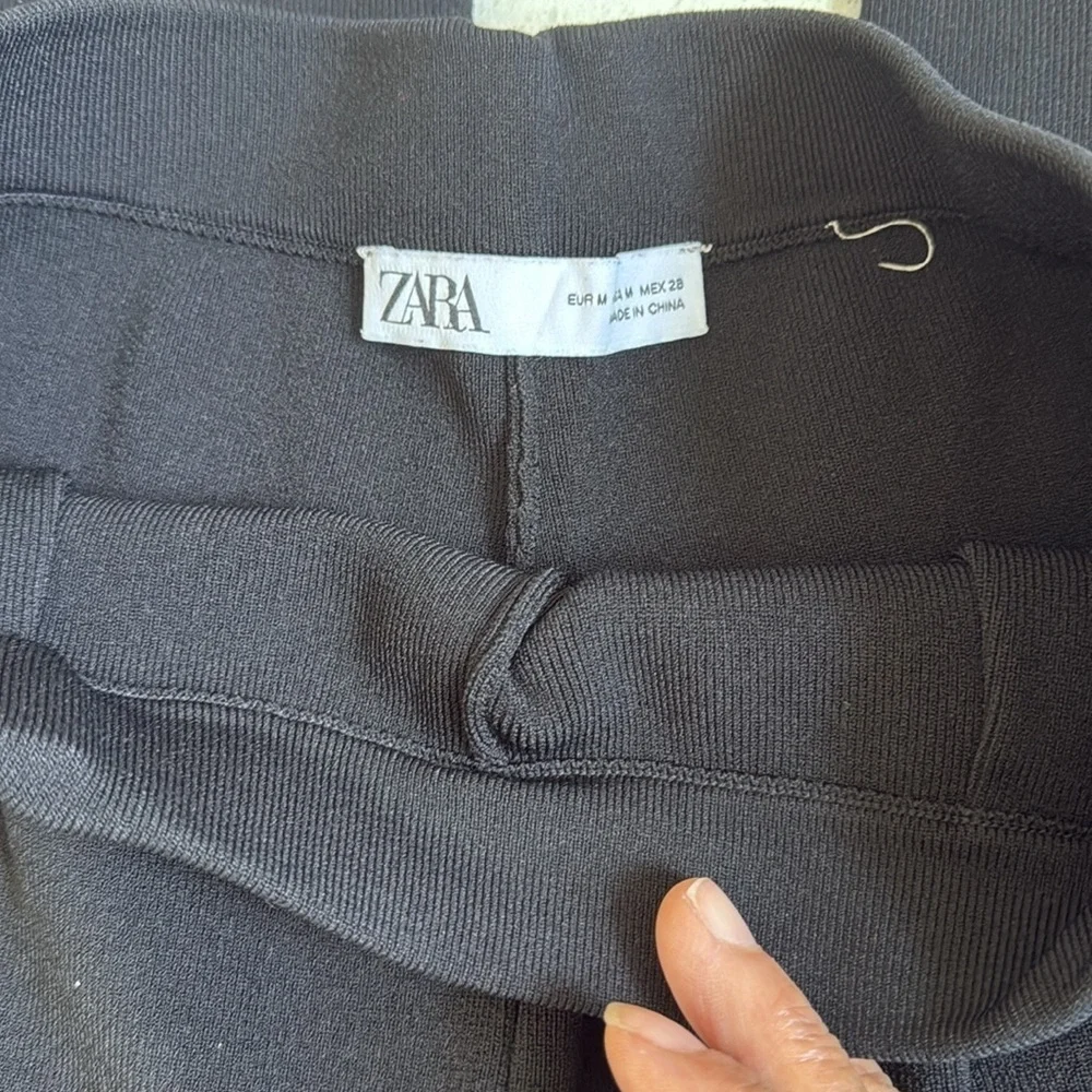 Zara chic black