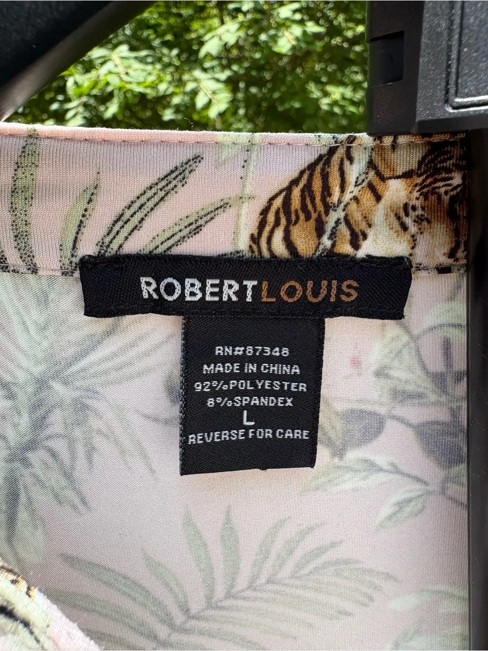 Robert Louis button three top
