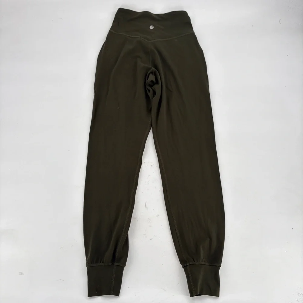 lululemon athletica comfortable olive