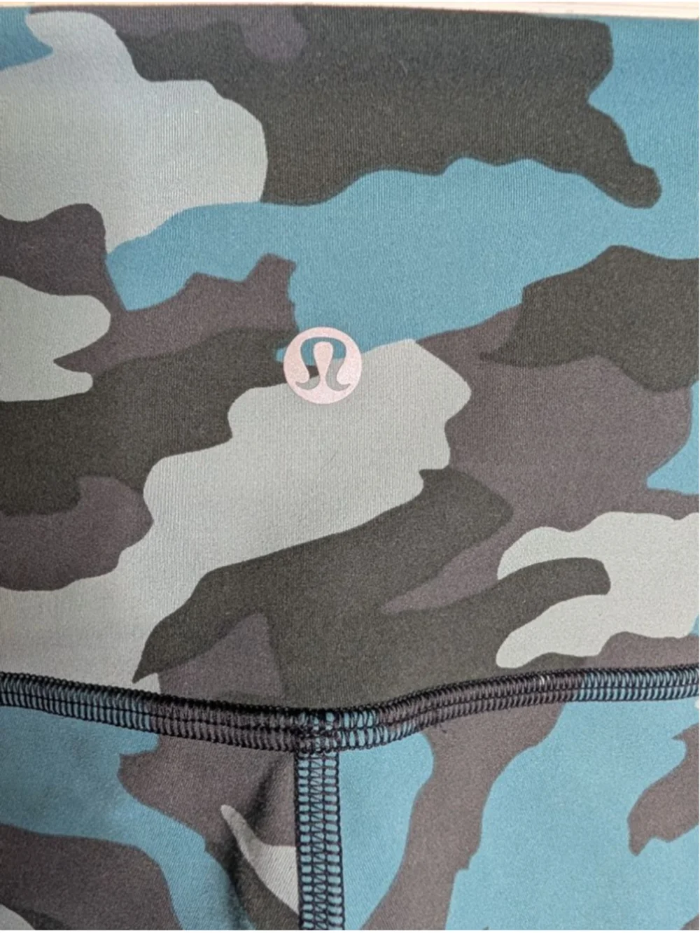lululemon athletica 🔥 hard