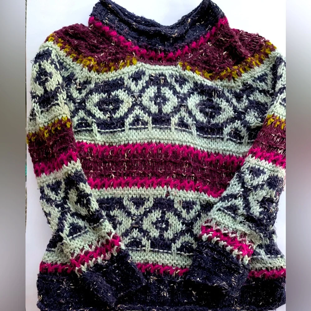 Free People  She’s All That Knitted Sweater  XS