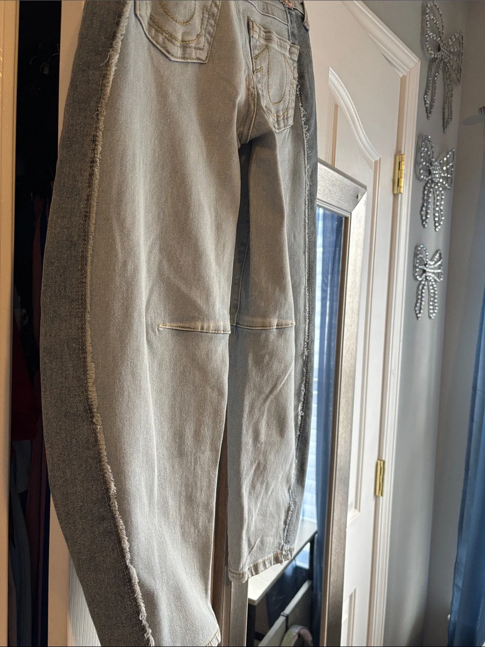 True Religion side tone