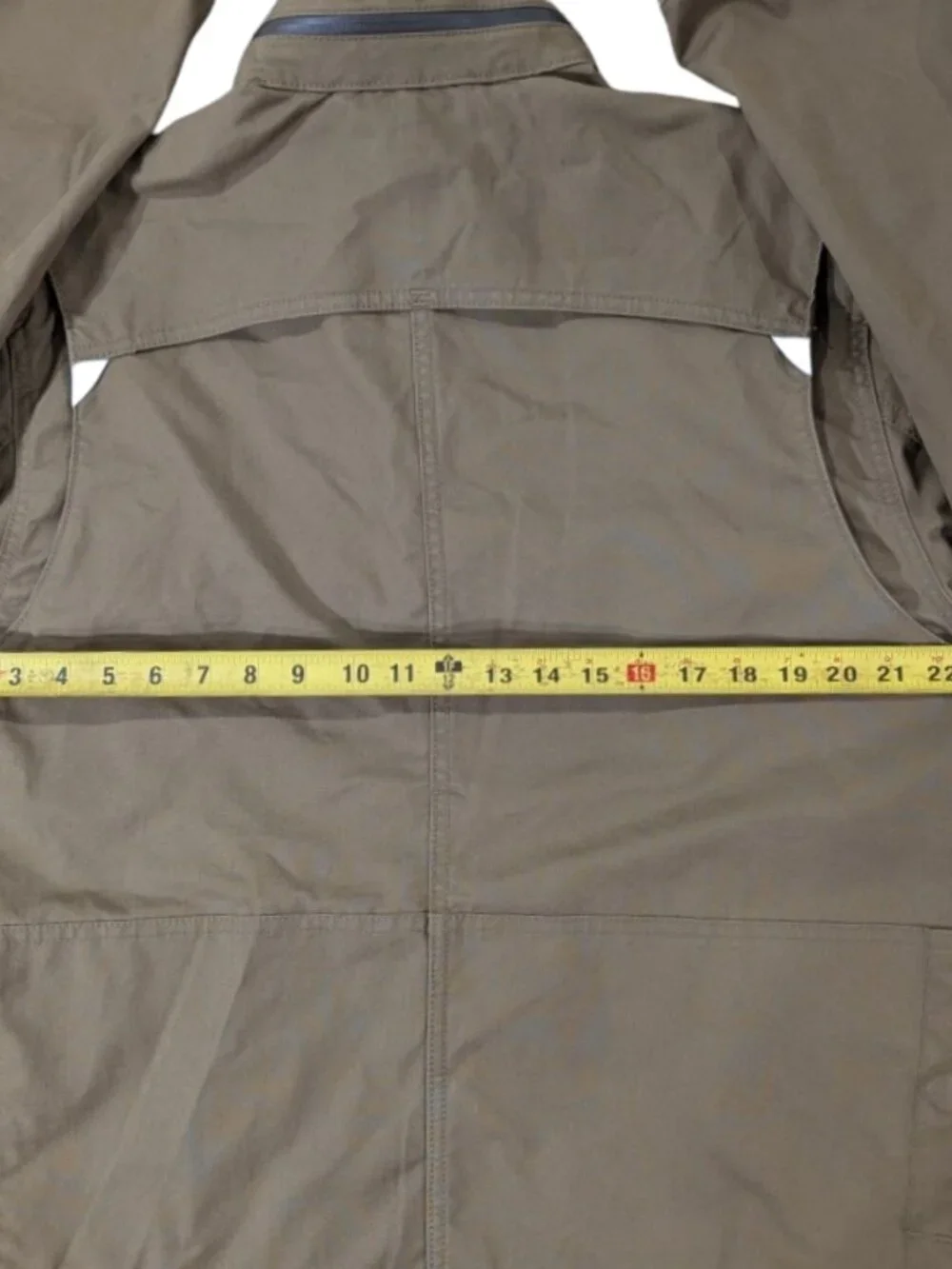 Levis maximum versatile