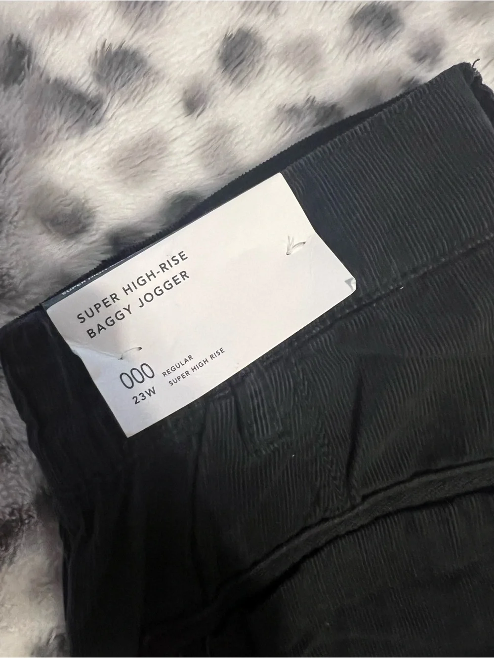 American Eagle Outfitters black cargo