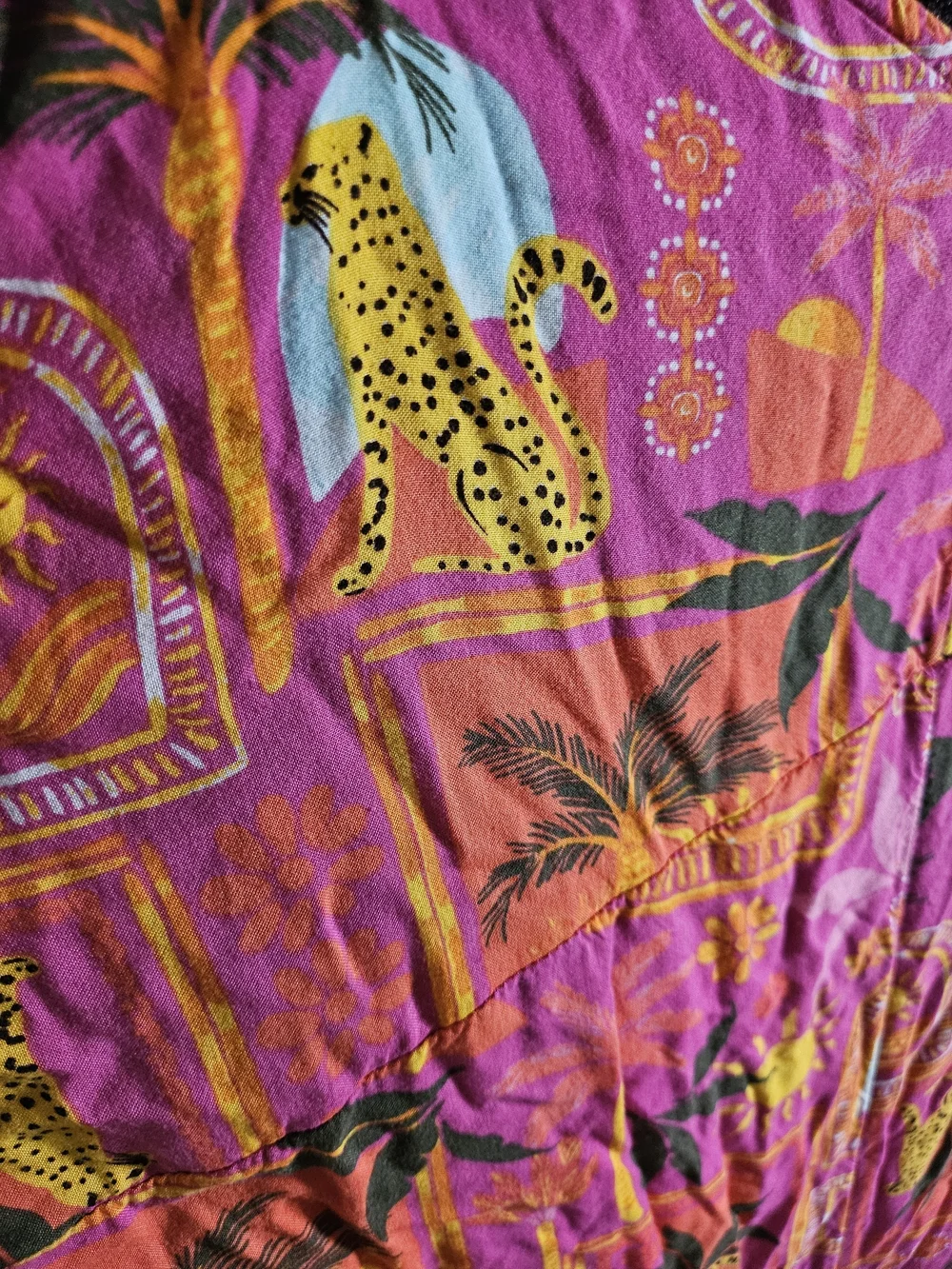 Old Navy orange tropical