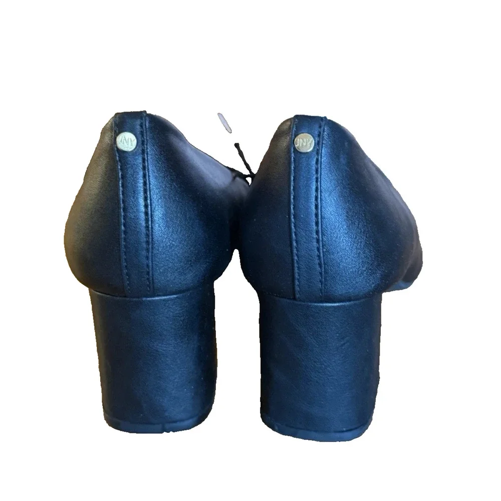 Jones New York heel color