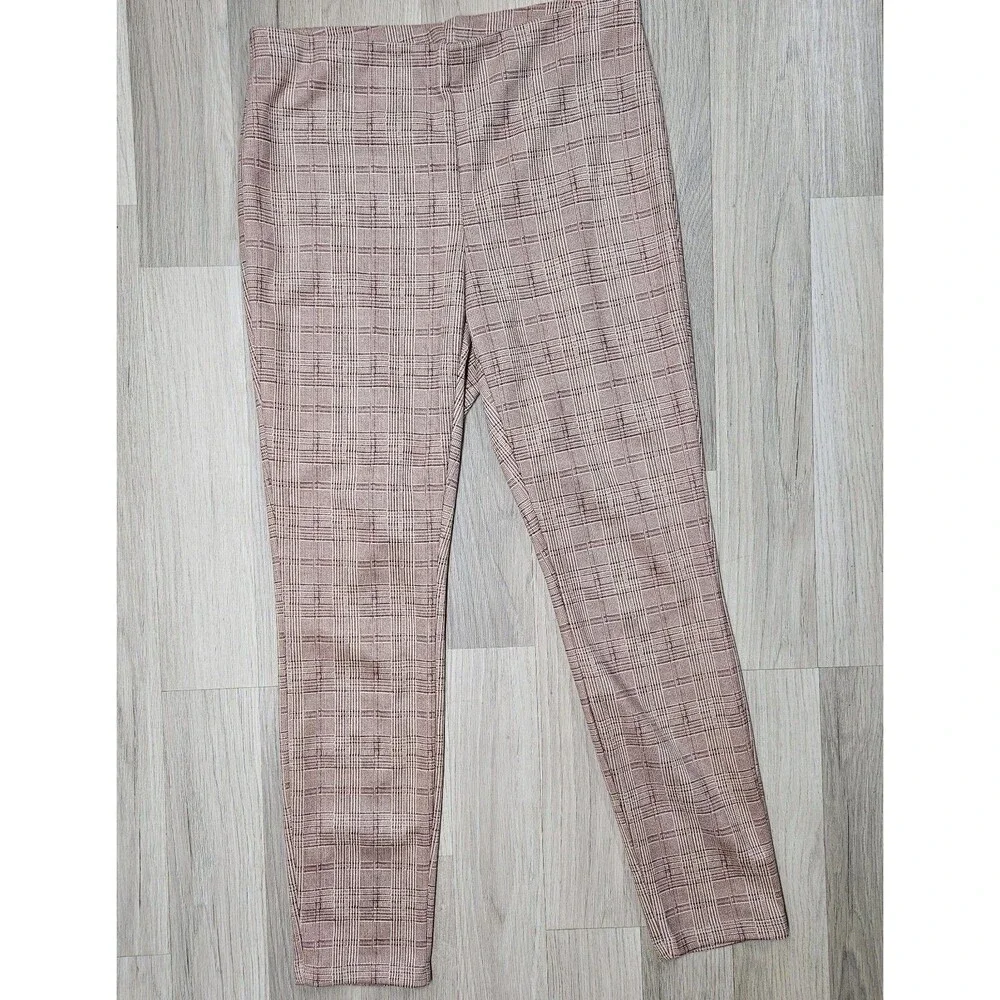 Rachel Zoe sophistication while dress