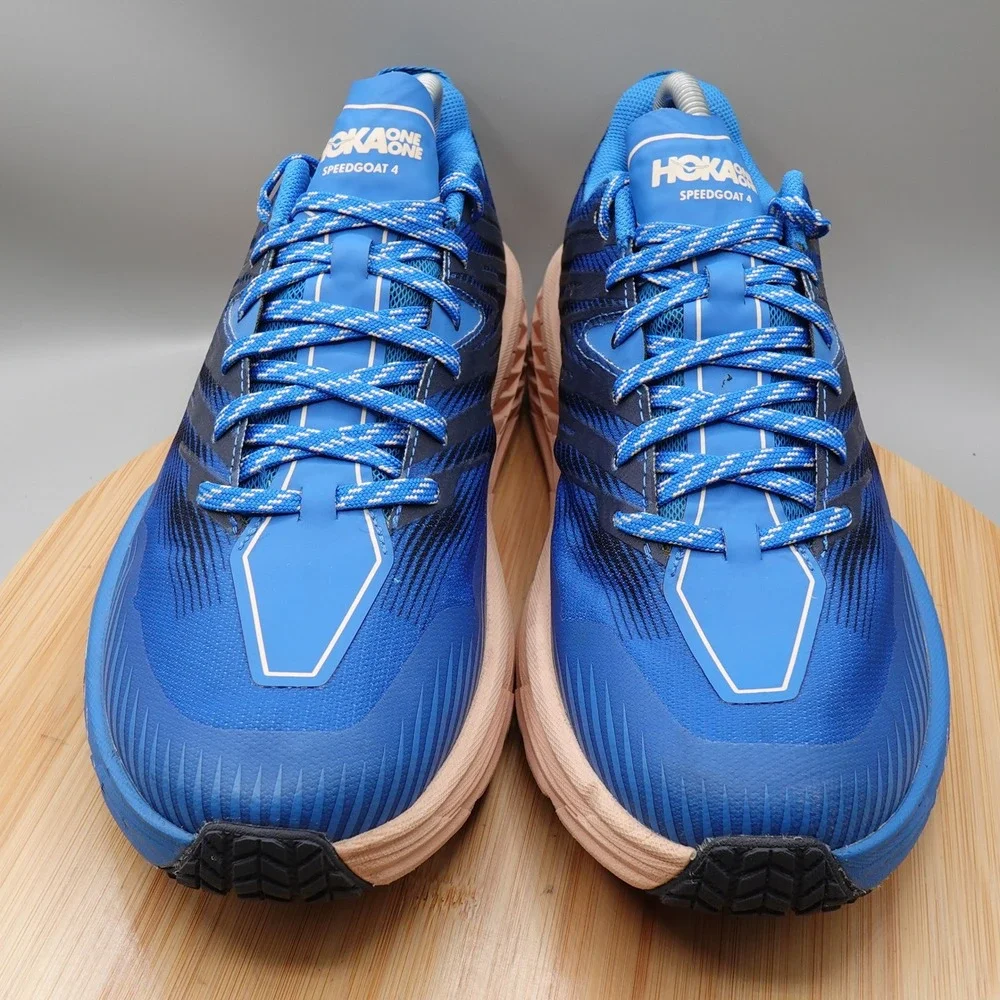 Hoka One One pictures or fast
